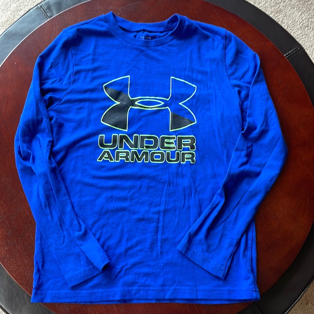 Boys long sleeve under armour shirt